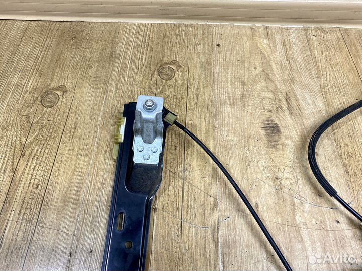 Стеклоподъемник передний правый Ford Focus 3