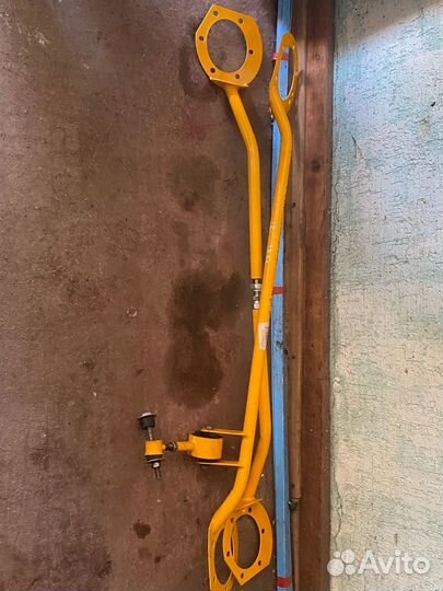 Распорка передних стаканов