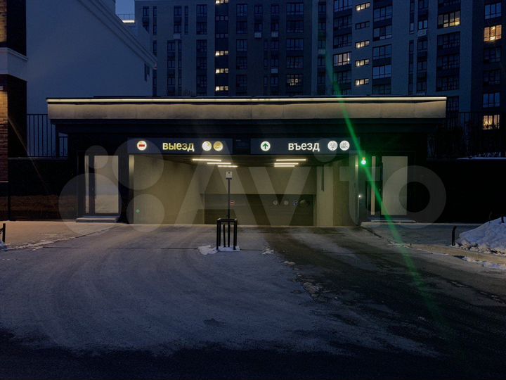 Машиноместо, 13 м²