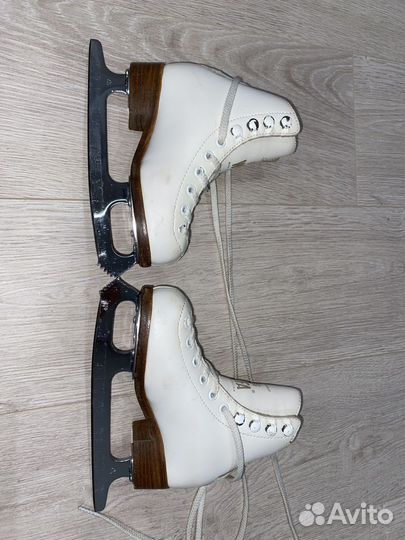 Коньки для фигурного катания Wifa prima set 27LL