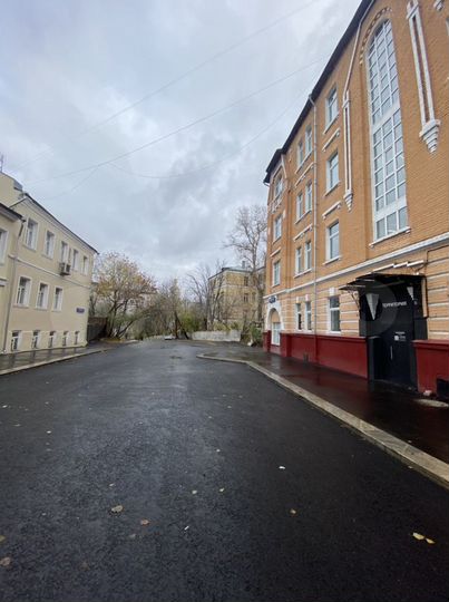 Здание, 1291 м²