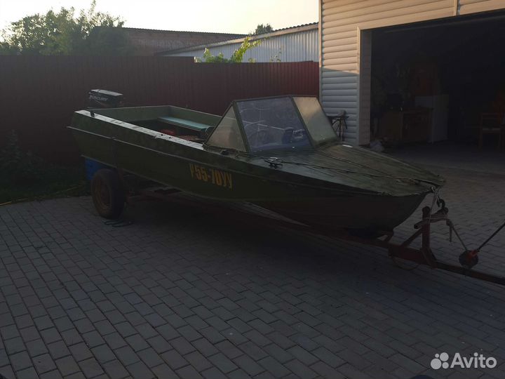 Казанка 5м с мотором меркури 30 2ухтактным