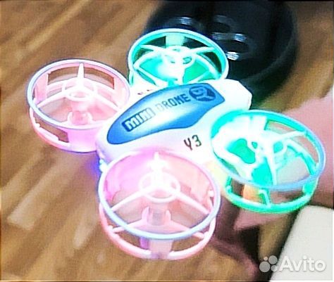 Квадрокоптер мини детский Дрон с гироскопом RGB