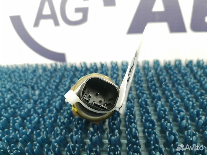 Датчик давления тормозной жидкости Mercedes-Benz C