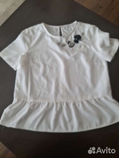 Блузка на девочку 8-12 лет