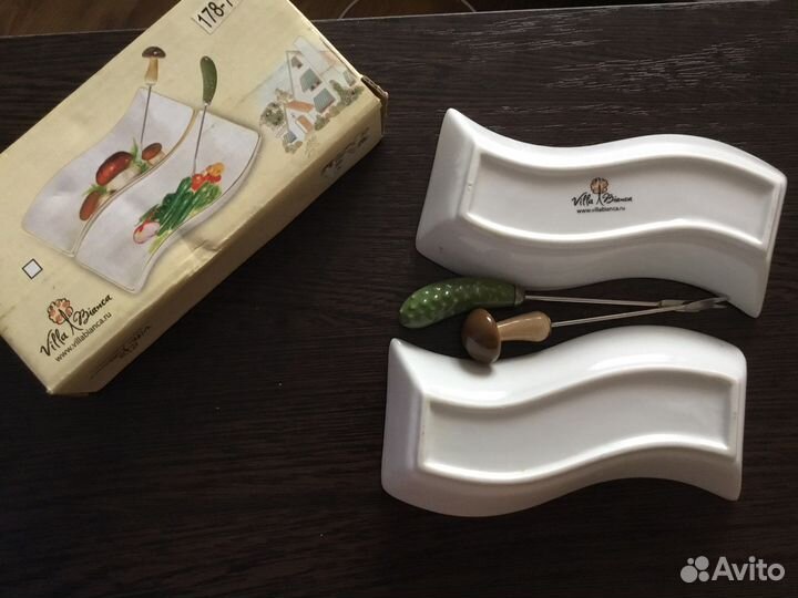 Сервировочные фарфоровые тарелочки с вилочками