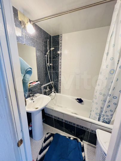 4-к. квартира, 70 м², 6/9 эт.