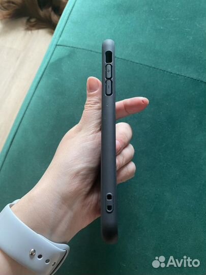 Чехол на iPhone 11 чёрный