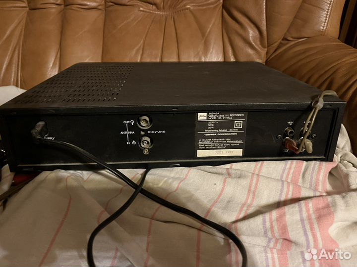 Видеомагнитофон Toshiba V 110CZ