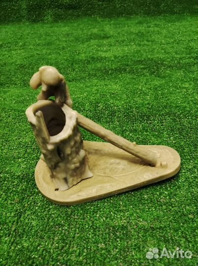 Карандашница фигура СССР Одесса 1967 колкий пласти