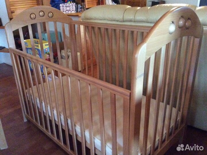 Кроватка детская