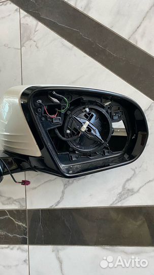 Зеркало заднего вида боковое правое Mercedes E220