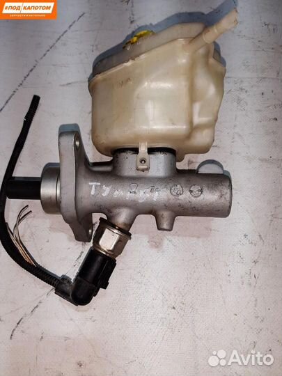 Главный тормозной цилиндр Volkswagen Touareg 2003