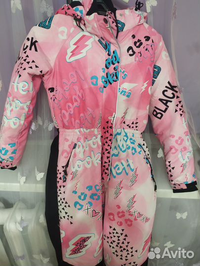 Зимний комбинезон для девочки