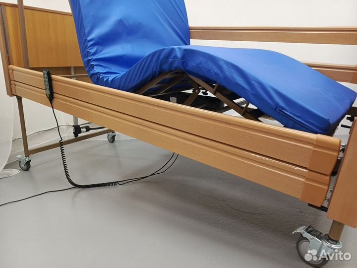 Кровать медицинская для лежачих больных