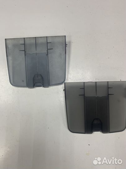 Выходной лоток