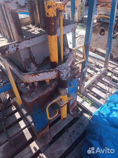 Вибропресс рефей кондор б/у