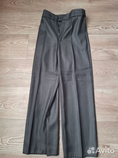 Школьная форма серая (пиджак, брюки, жилетка) Торг