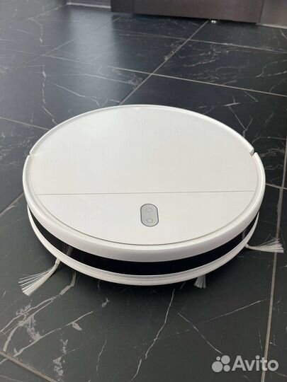 Робот пылесос xiaomi mi robot vacuum mop essential
