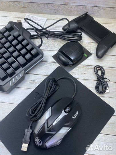Игровой набор для телефона 5 в 1,клавиатура,мышь