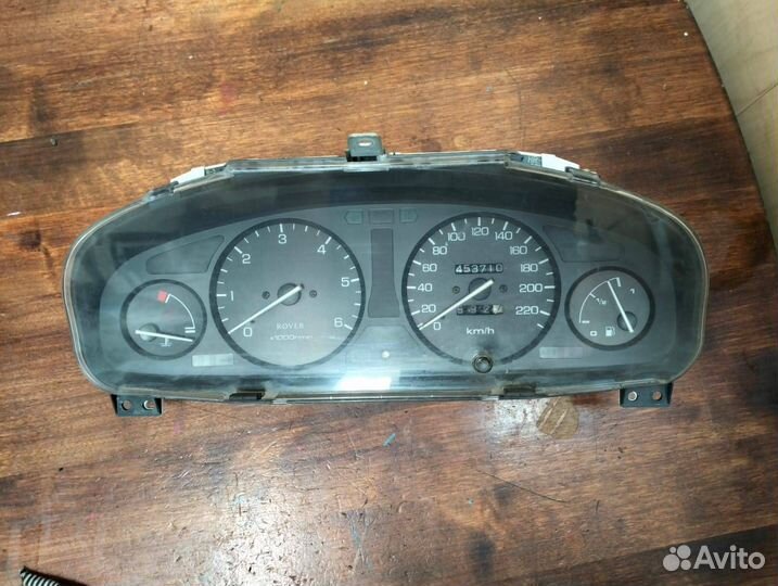 Панель приборов Rover 400