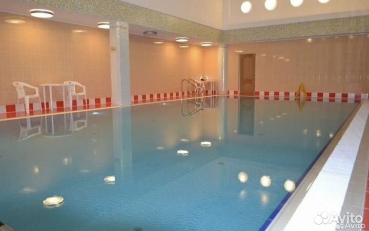 Абонемент в фитнес клуб с бассейном