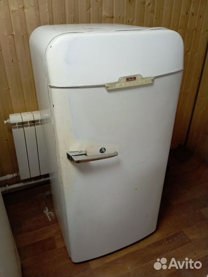 Холодильник ЗИЛ москва, + доставка