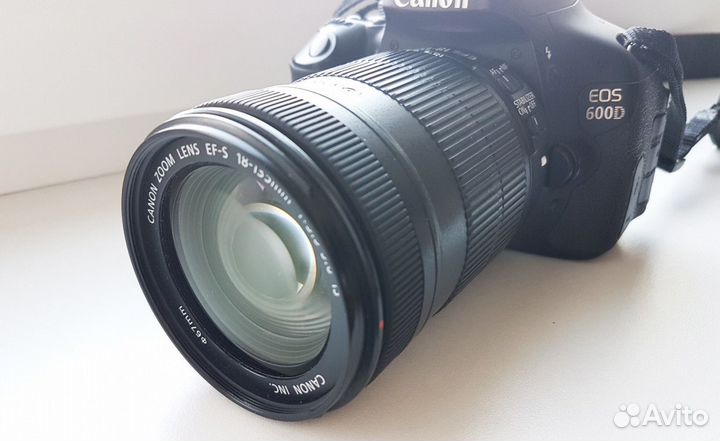 Продам Canon eos 600d kit 18-135