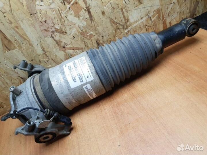Амортизатор/стойка задняя правая Volkswagen Touare