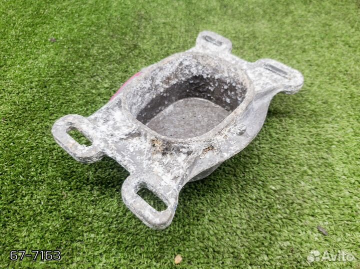 Подушка двигателя Audi A6 C6