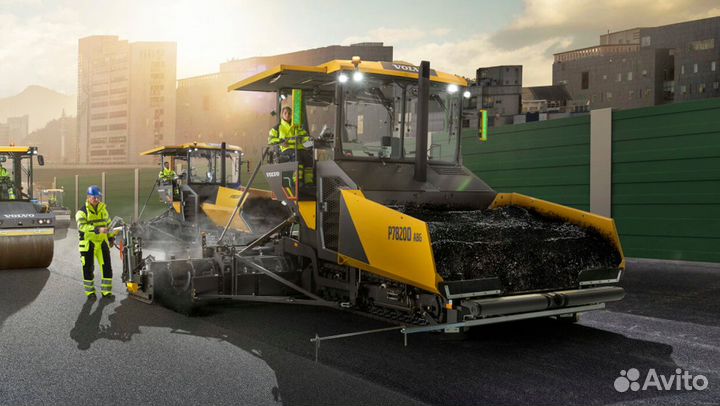 Машинист асфальтоукладчика