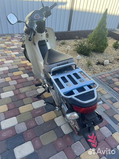 Honda Super Cub AA-04