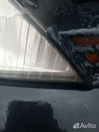 Передняя правая фара Форд Фокус 1