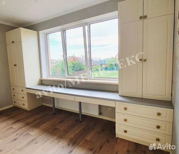 Мебель в детскую комнату