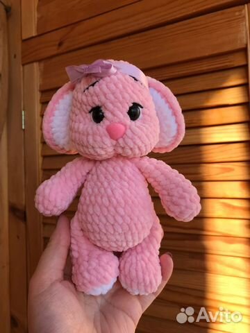 Мягкая вязаная игрушка Зайка амигуруми