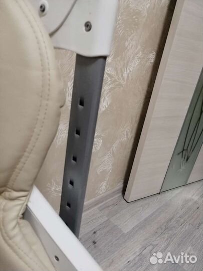 Стул для кормления happy baby paul