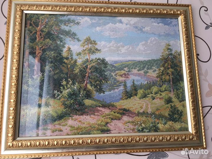 Картина вышитая крестиком