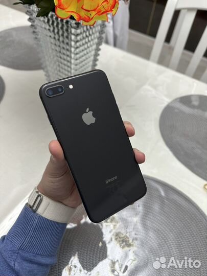 iPhone 8 Plus, 256 ГБ