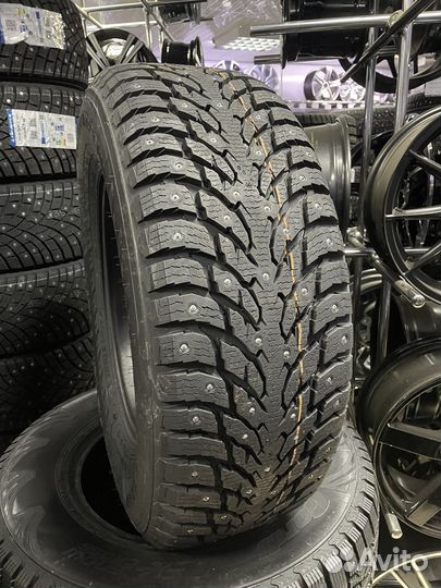 Nokian Tyres Hakkapeliitta 9 SUV 265/65 R17 115T