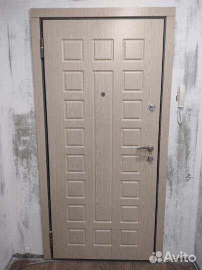 Дверь входная металлическая