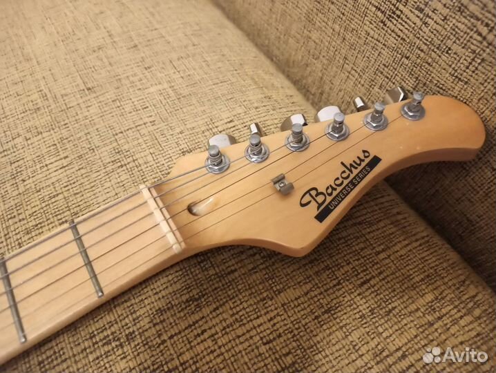 Bacchus BST-250M Universe Series Stratocaster
