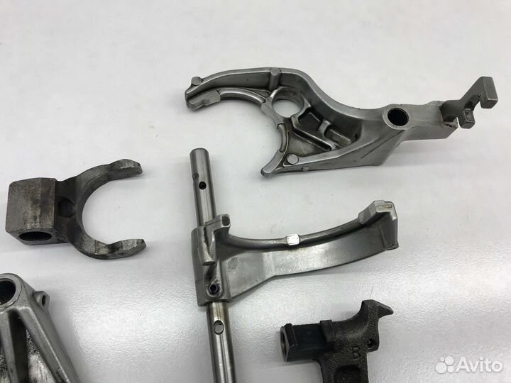 Вилки переключения МКПП Daihatsu Gran Move 2000 г