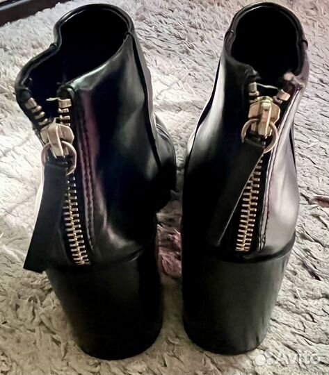 Ботинки женские 38 размер