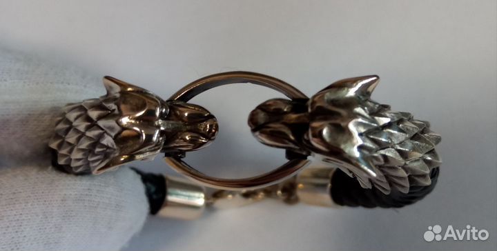 Дизайнерский серебренный браслет Волки