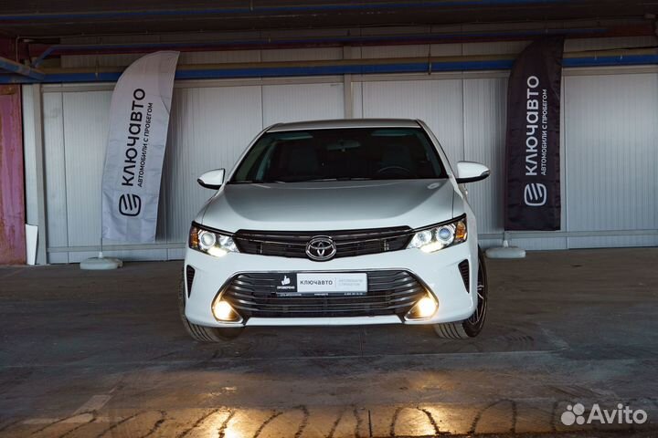 Toyota Camry 2.0 AT, 2015, 126 300 км