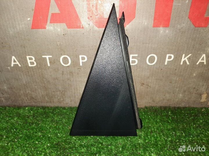 Накладка двери наружная треугольник задняя левая