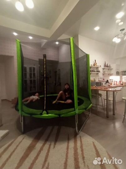 Батут с сеткой