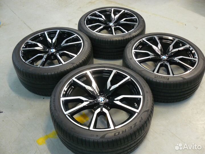 Колеса R22 BMW X7 G07 оригинал стиль 755M