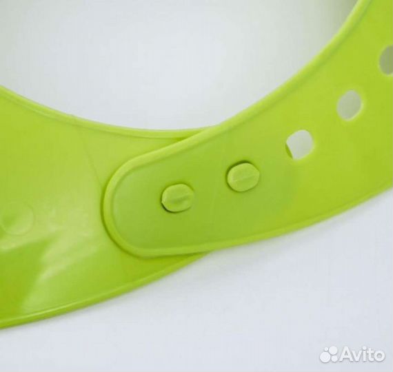 Нагрудник пластиковый