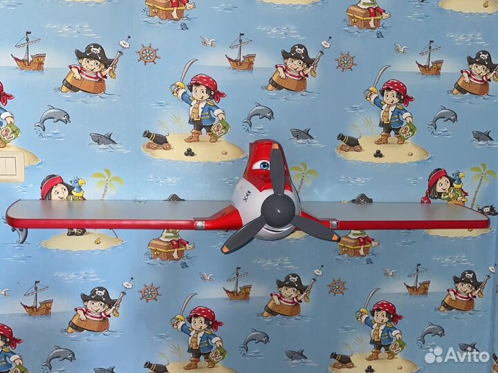 Детская кровать машина